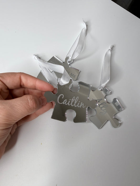 Jigsaw baubles (3 set, one colour per purchase)