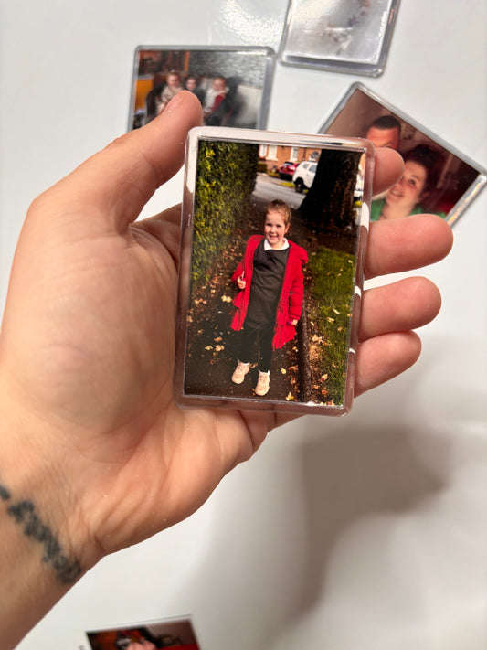 Plastic fridge magnets