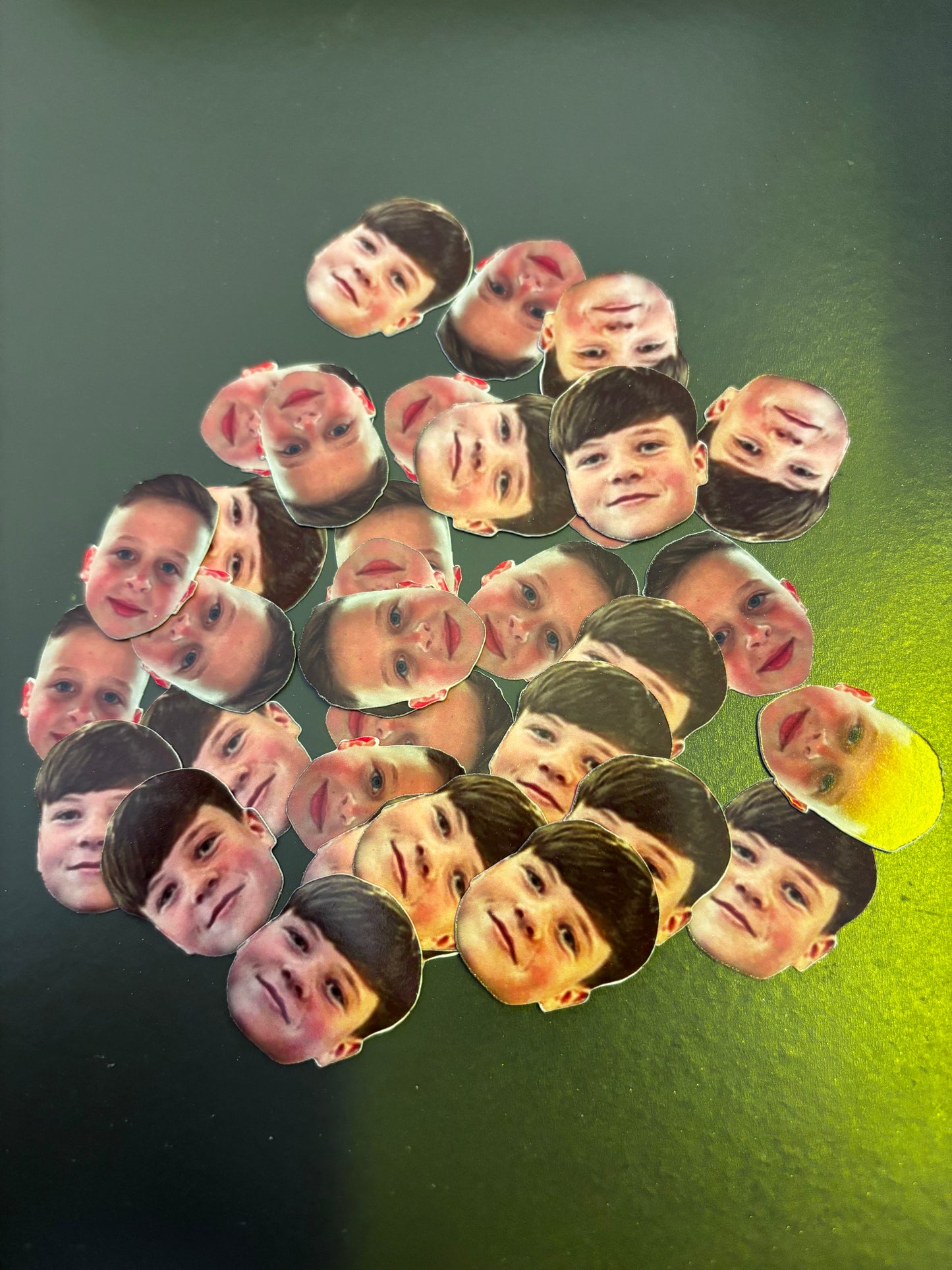 Face confetti for events