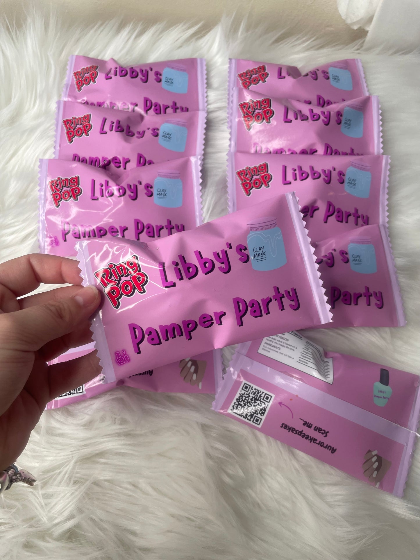 Custom party favours - ring pops