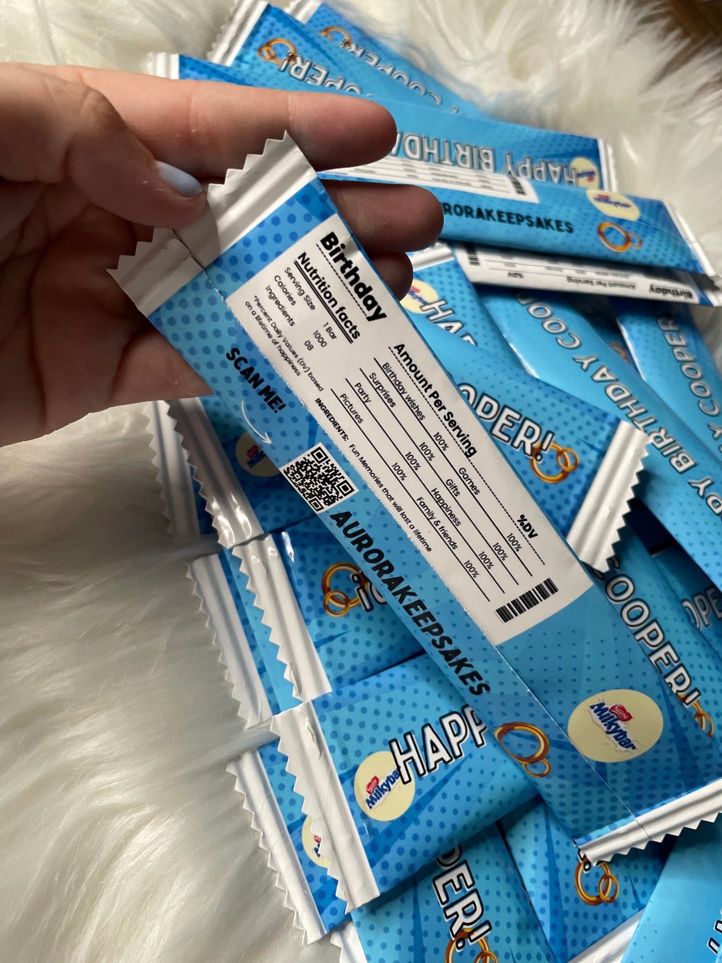 Custom party favours - milky bars