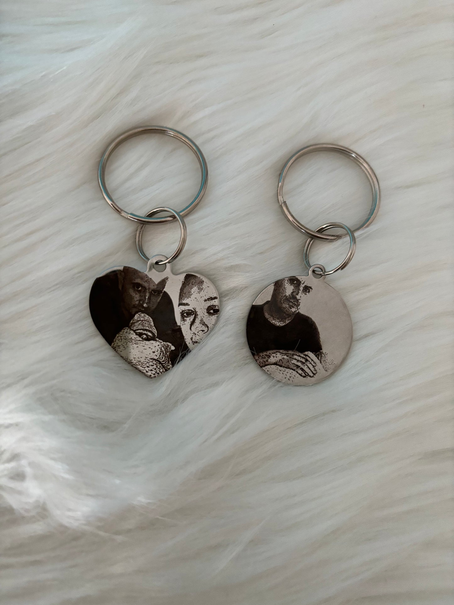 Engraved portrait keyring