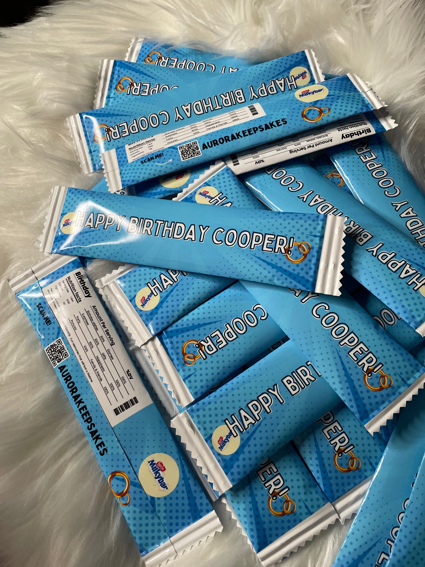 Custom party favours - milky bars