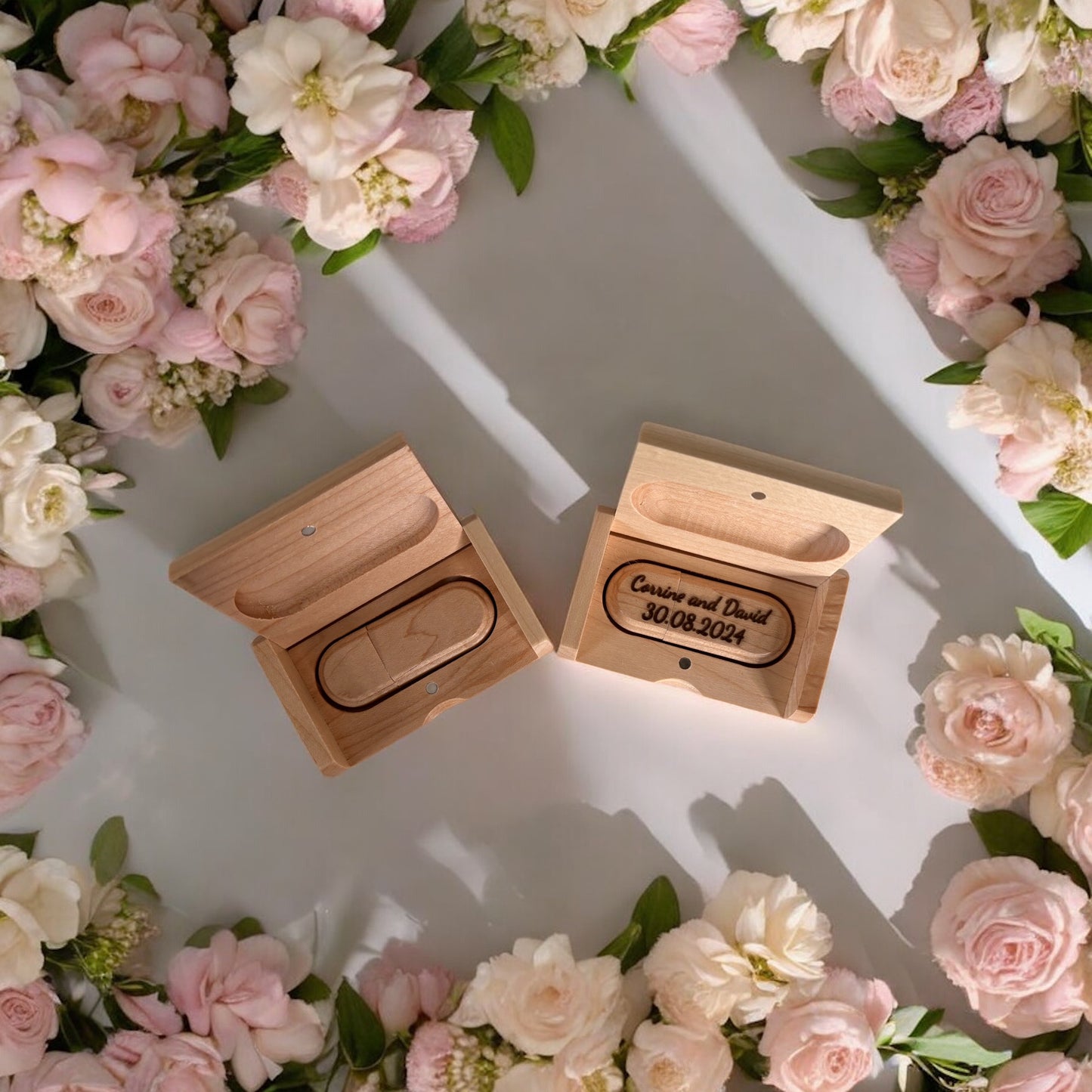 Engraved USB box
