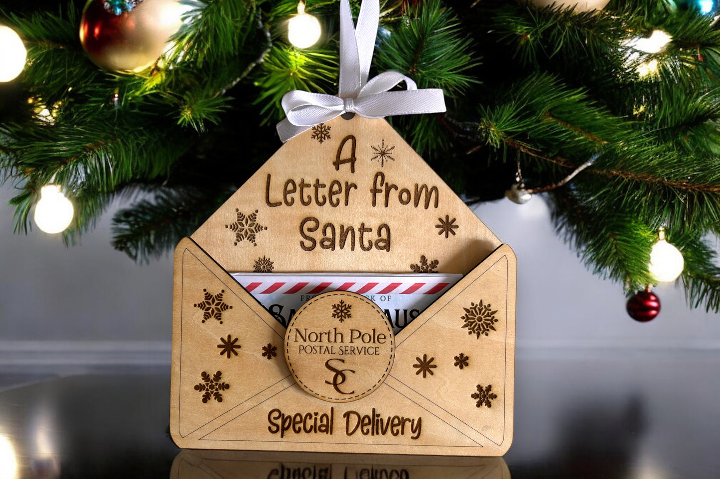 Wooden Christmas envelopes